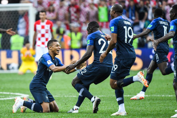 名前列的对 名前列的对