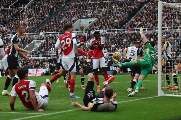 以其严格的 以其严格的